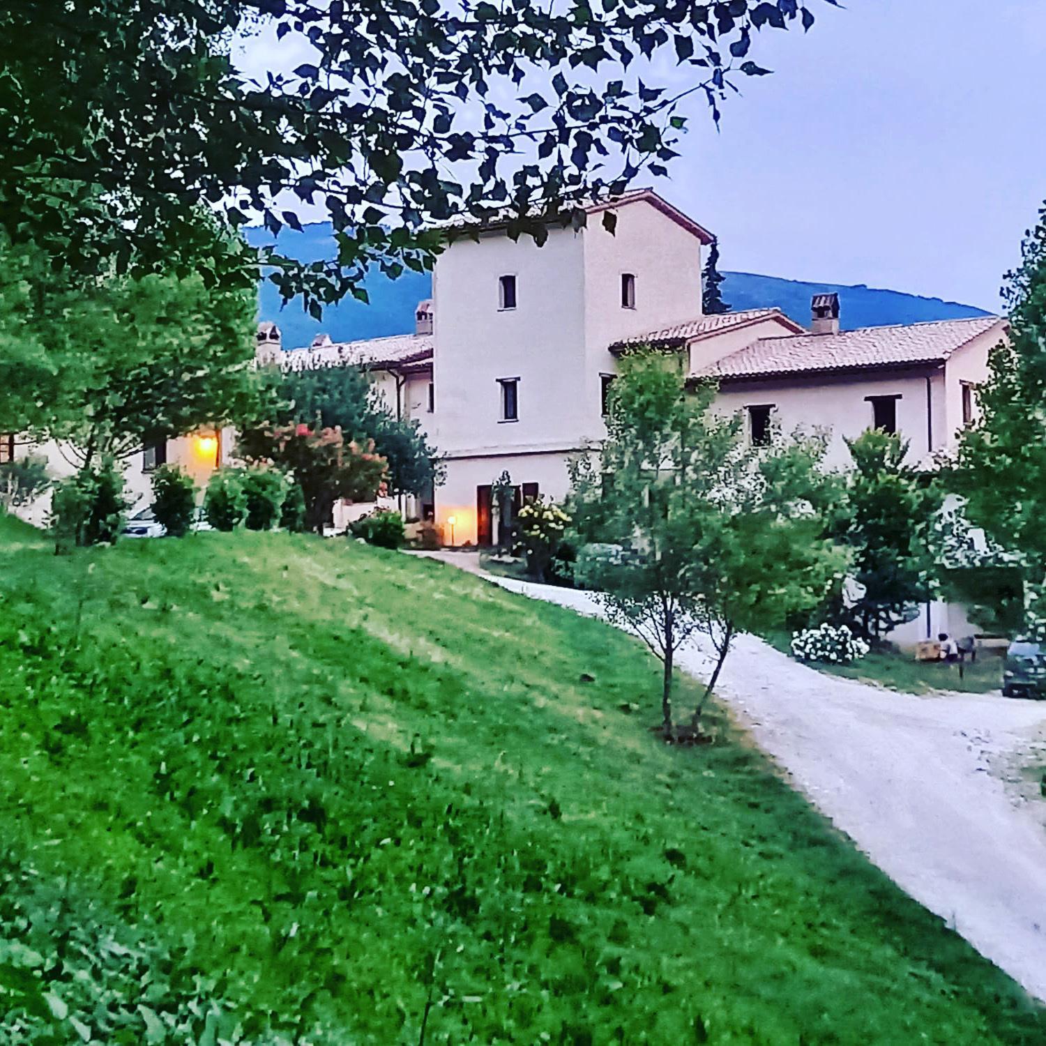 Agriturismo Il Covo Del Solengo Valtopina Экстерьер фото