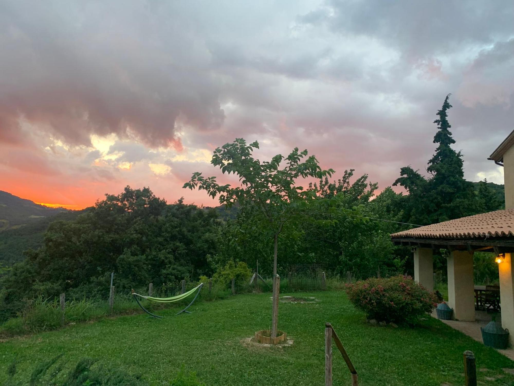 Agriturismo Il Covo Del Solengo Valtopina Экстерьер фото