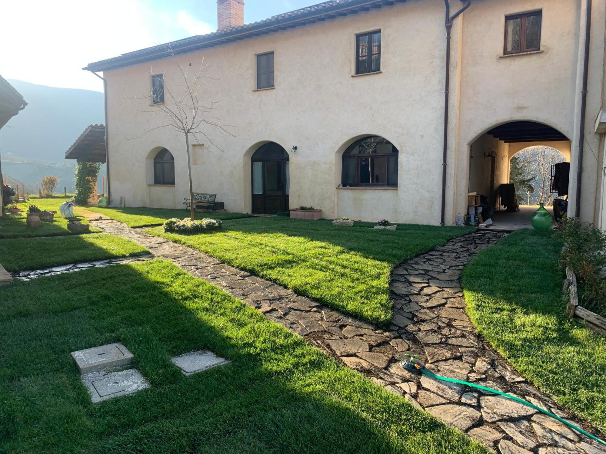 Agriturismo Il Covo Del Solengo Valtopina Экстерьер фото